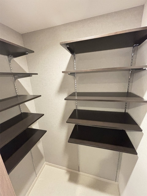 リブリ・Forestriaの収納