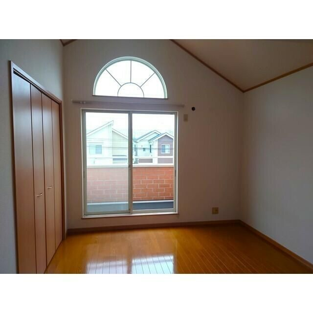 ヨーロピアンシャレーリバティの居間・リビング