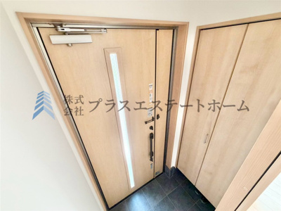 【収納】 | 長田区宮丘町2丁目30-24 | 広々玄関で来客時も安心♪天井高のシューズボックスもあるためたくさんの靴を収納できます♪
