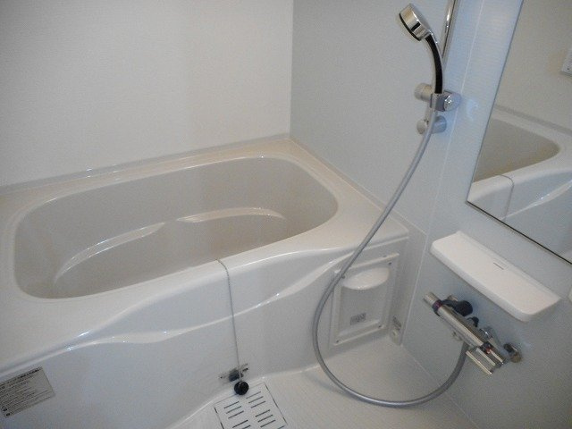 アルテグラン調布の浴室|コンパクトで使いやすいお風呂です