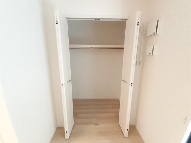 プラム江坂の収納|クローゼット