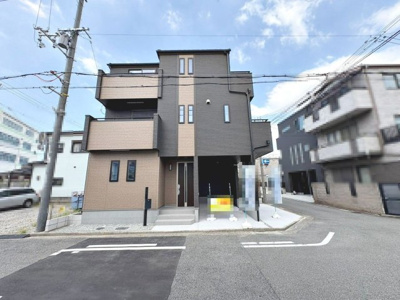 【外観】 | 山本町５丁１０２番　新築一戸建 | 南海本線「堺」駅まで徒歩１５分！阪堺電気軌道阪堺線「妙国寺前」駅まで徒歩１７分！２沿線利用可能♪毎日の通勤や通学に便利ですよ！