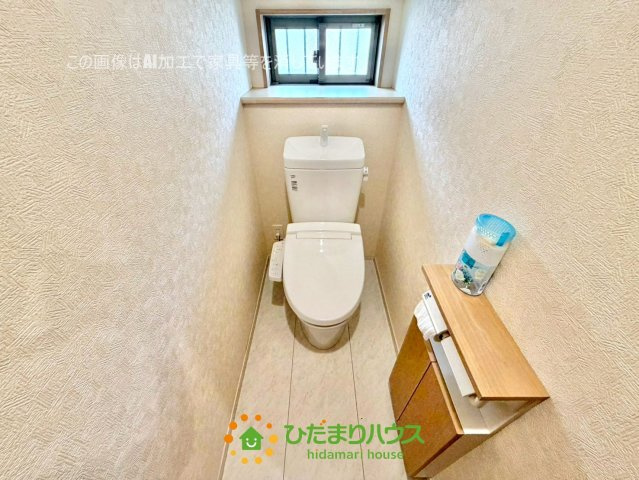加須市琴寄　中古一戸建てのトイレ
