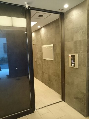 ボヌール　トーキ　ササヅカのエントランス|ゆとりのあるエントランスです