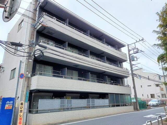 エメサンルーナの外観