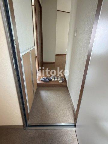 龍角荘の玄関