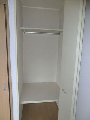 殿山ヒルズA棟の収納|たっぷりとした収納スペースです