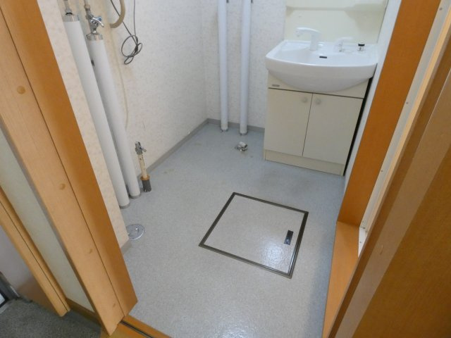 LAND HUMANの洗面所