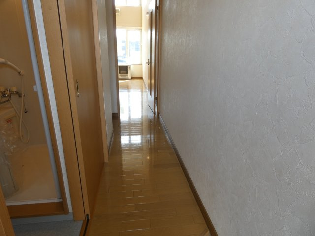 LAND HUMANの玄関