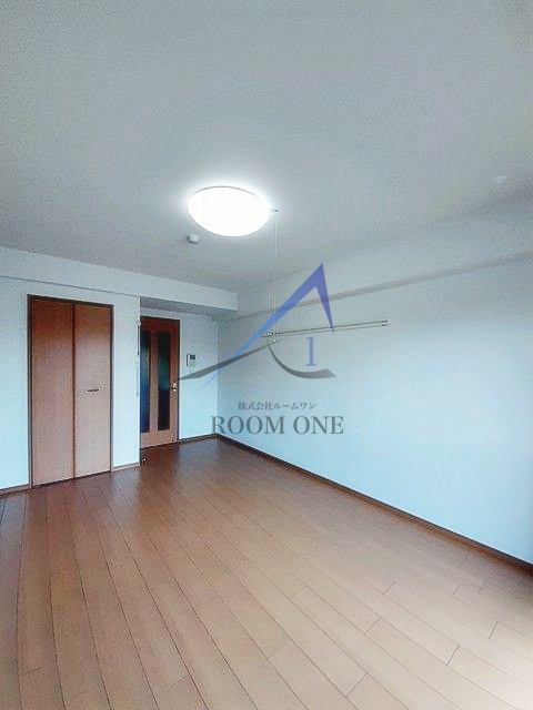 セレッソのキッチン|洋室のお部屋です。