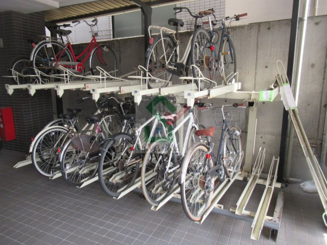 スパシエ練馬アヴィニティーのその他|駐輪場
