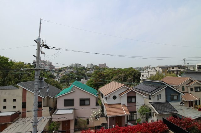塩屋北町3丁目貸家の展望