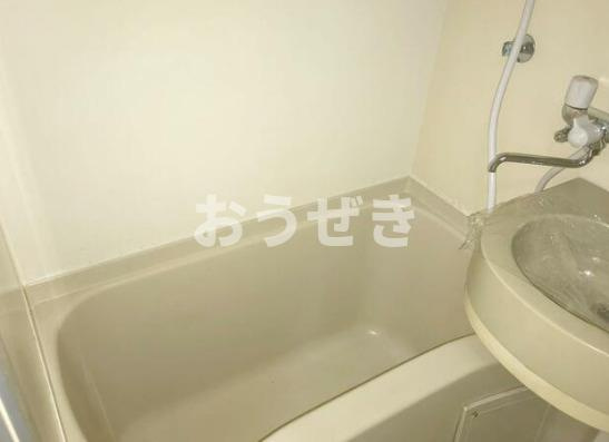 グレイス上大岡の浴室