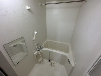 【浴室】 | レオパレスヴェルディ | 日々の暮らしに欠かせないお風呂です