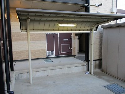 【その他】 | レオパレスイーストヒル | 屋根付き駐輪場です。