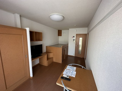 【寝室】 | レオパレスカトレアⅡ | 落ち着いた色調の寝室です