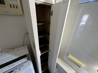 【玄関】 | レオパレスカトレアⅡ | 収納もある玄関です
