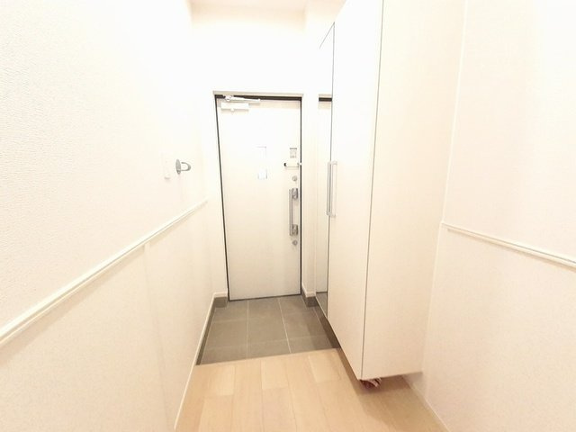 リヴ・シン・シックスの玄関