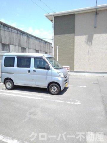 ＨＡＲＵＫＵ　８０　Ｂの駐車場