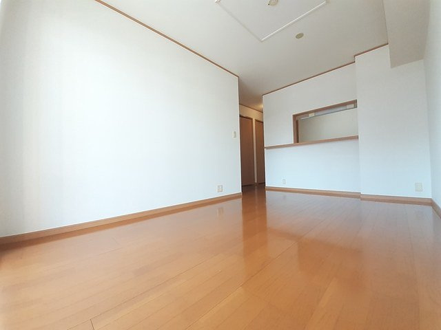 サンハイツⅢの居間・リビング