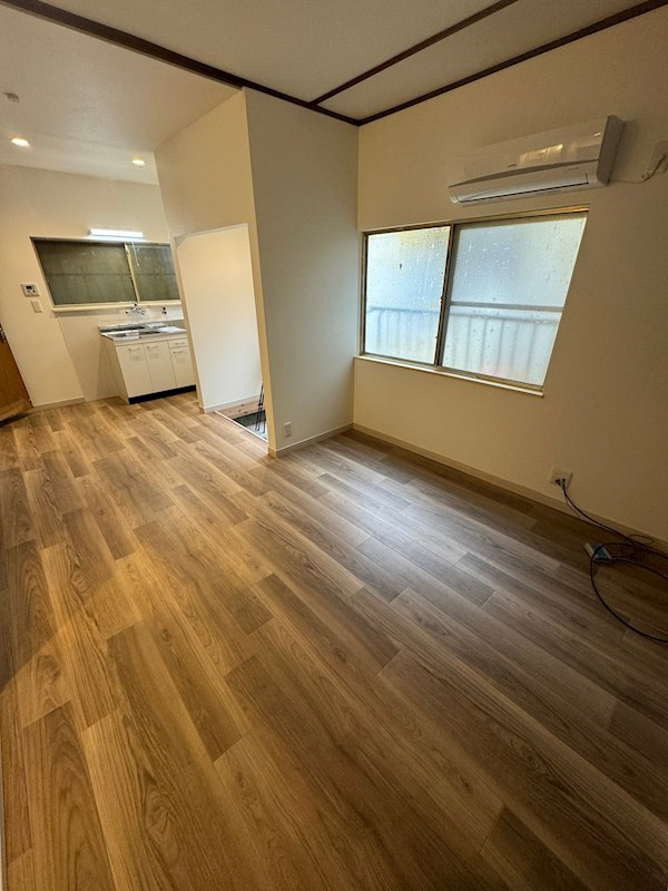 御崎本町2丁目　戸建の居間・リビング