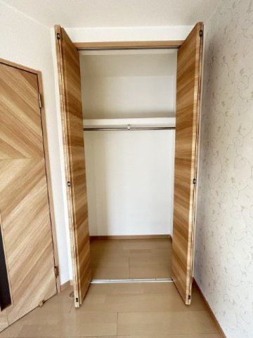 ラージヒル尼崎東の収納