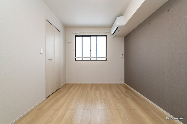 プラシードBの洋室