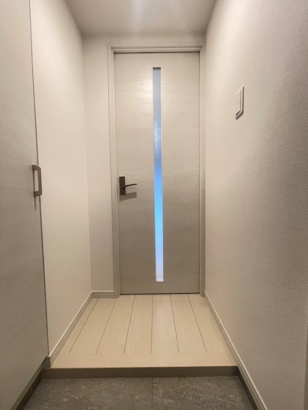MODERN PALAZZO 大濠Portoの玄関