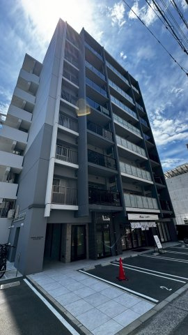 MODERN ASPIRATION The HAKATA Ekimaeの外観