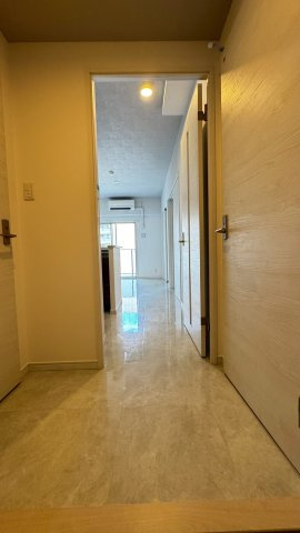 MODERN ASPIRATION The HAKATA Ekimaeの玄関