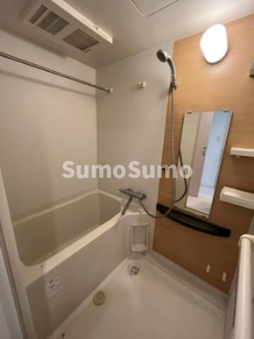 セレニテ本町グランデの浴室