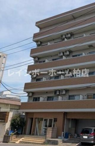 ▶非対面対応◀接客・申込・契約オンライン！LINE×相談可！のエントランス|落ち着いたエントランスです