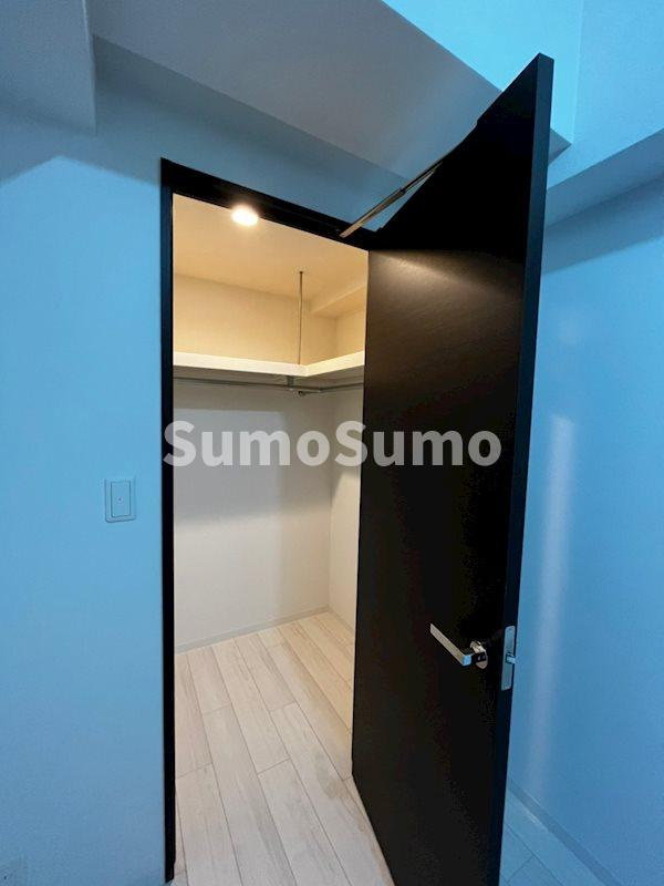 ワールドアイ京町堀の収納