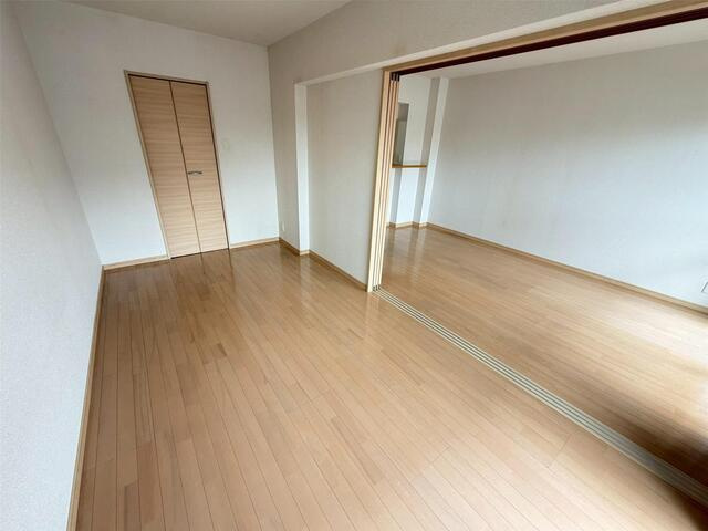 レインボースターの居間・リビング