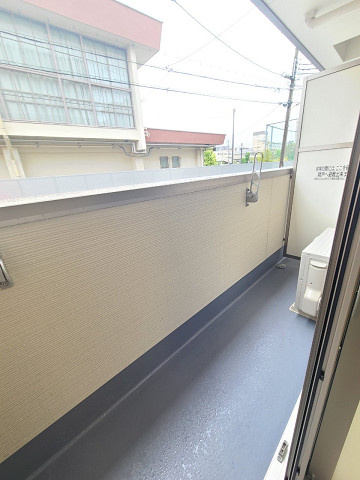 フジパレスJR西宮駅北のバルコニー
