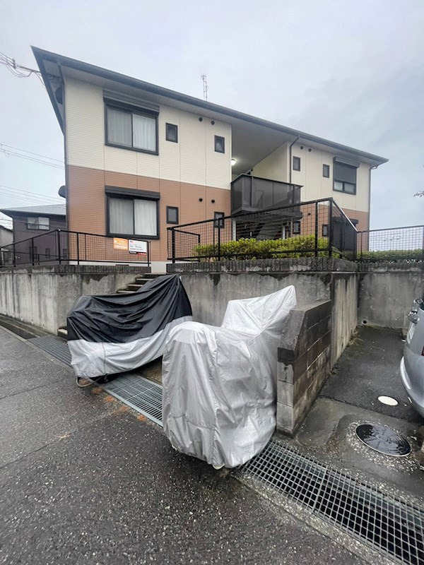 ディアス離宮山手Bの外観