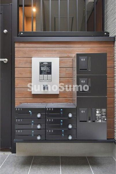 シャンティーハーバー九条のエントランス