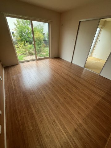 ヒューゲル夙川の居間・リビング