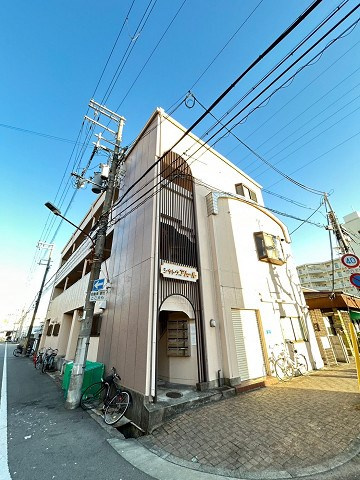 シャトーアムールのエントランス