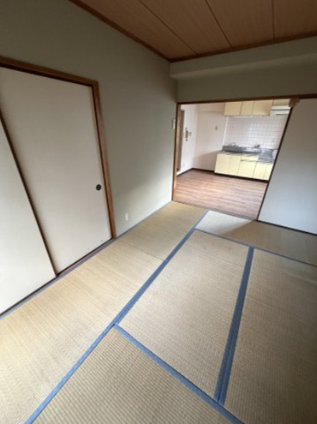 グレーテル森の和室