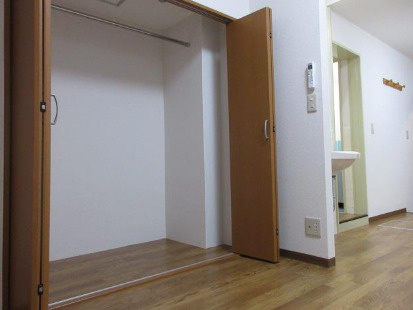 難波マンションの収納