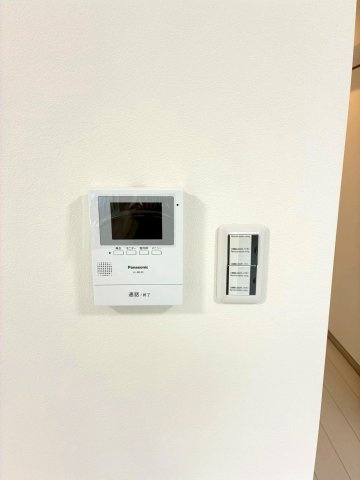 エスポア名東の防犯設備|モニター付きインターフォン