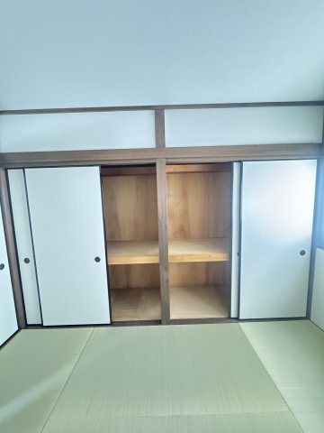 日の出ビルの収納