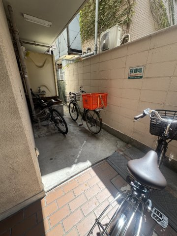 NOBSUN湊川公園のエントランス