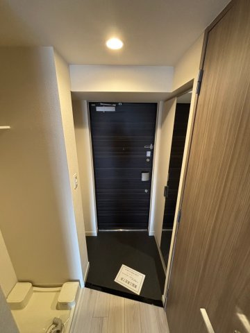 プレサンス堺筋本町センティスの玄関