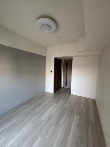 プレサンス堺筋本町センティスの寝室