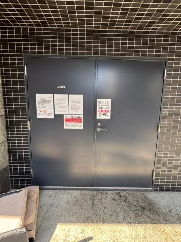 プレサンス堺筋本町センティスの外観