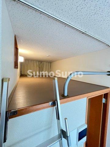 レオパレスオーキッドⅡの寝室|中はこのようになっています