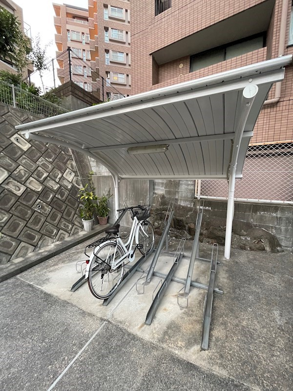 カーサビアンカ西公園の外観