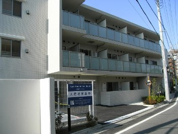 【外観】 | エスティメゾン中野富士見町 | 鉄筋コンクリート造のがっちりとした造り。